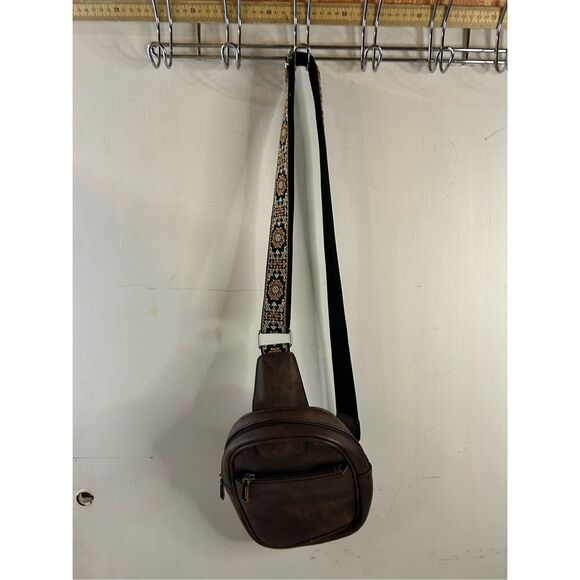 Bostanten crossbody brown flower strap zipper credit card insert - Picture 3 of 7